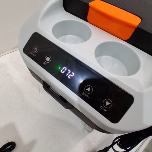 PORTABLE COMPACT HEATING AND COOLER BOX - 22L - 220V - BLACK (MODEL: AQ-22L) image 2