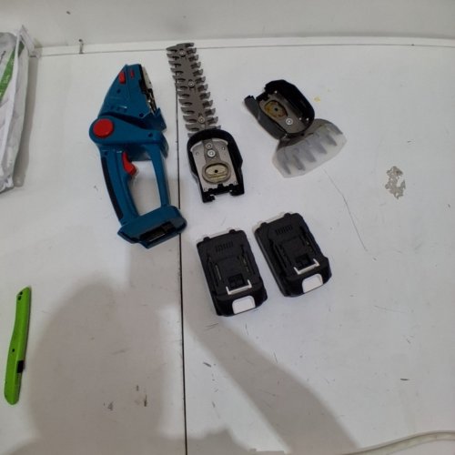 2-IN-1 CORDLESS HEDGE TRIMMER WITH 2 BATTERIES - 18 V -BLUE/BLACK image 3