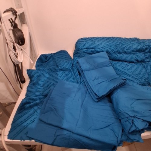 6PC ANDENCY COMFORTER BED SET - COMFORTOR, FITTED SHEET, TOP SHEET, 2 PILLOWCASES & 2 DECORATIVE SHAM CASES - QUEEN - TEAL image 3