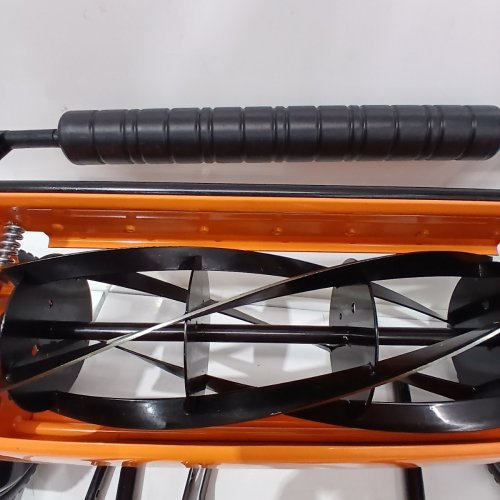 LAWNMASTER PUSH REEL LAWN MOWER - 16" - BLACK/ORANGE (MODEL: LMRM1602) image 2