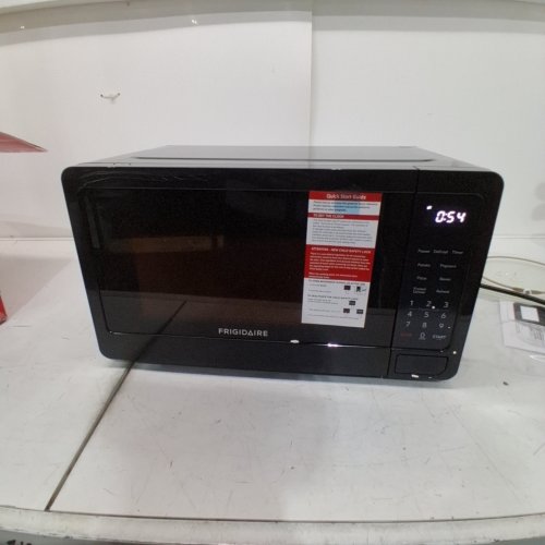 FRIGIDAIRE READYCOOK COUNTERTOP MICROWAVE OVEN - 0.7CU FT, 700W - BLACK (MODEL: EMW733-BLACK) image 2