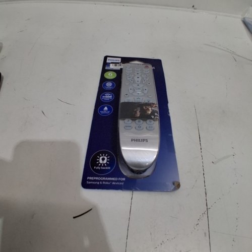 PHILIPS FULLY BACKLIT UNIVERSAL REMOTE CONTROL - WORKS WITH UP TO 6 DEVICES - SILVER image 2