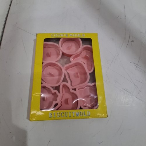 8PC POKEMON PLASTIC FACE CUTTER & STAMP SET - PINK image 3