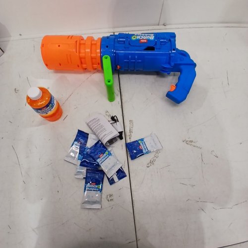 ZURU BUNCH O BUBBLES MOTORIZED BUBBLE BLASTER - 30,000 BUBBLES/MINUTE - BLUE/ORANGE (MODEL : 1851658) image 3