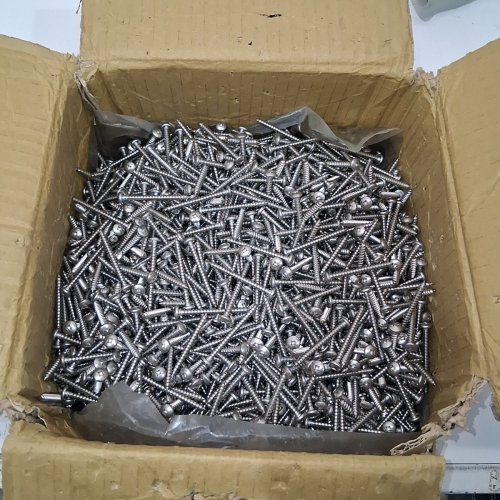 APPROX. 200PC FASTENAL PAN HEAD SQUARE DRIVE SHEET METAL SCREWS - #8 X 2" - SILVER image 2