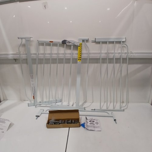REGALO EASY STEP EXTRA WIDE METAL SAFETY GATE - 30" X 29"- 49" - WHITE (MODEL: 1164EWDS) image 2