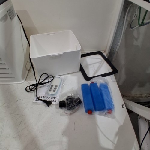 PORTABLE AIR CONDITIONER COOLER FAN WITH EXHAUST HOSE - 9.5L - WHITE (MODEL: BW-102YF) image 4