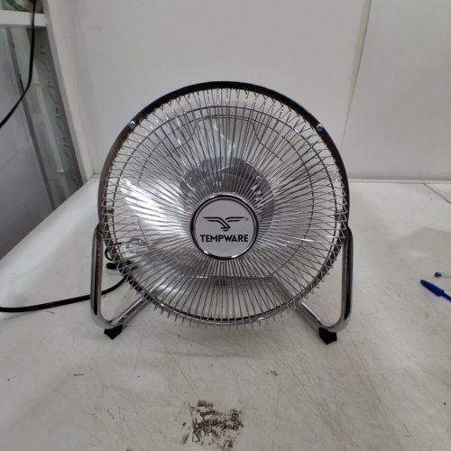 TEMPWARE 3-SPEED METAL FLOOR FAN WITH UPGRADED AIRFLOW - 9" - SILVER (MODEL: CFHV9CP-EC) image 2