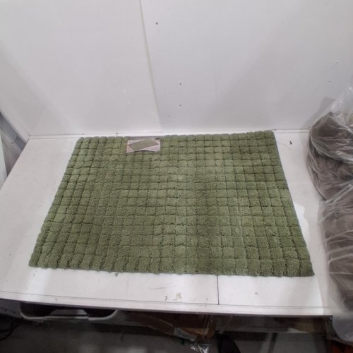 MINERAL SPRING PLUSH GRID BATH MAT - 2FT X 3FT - GREEN (MODEL: 1796299) image 2
