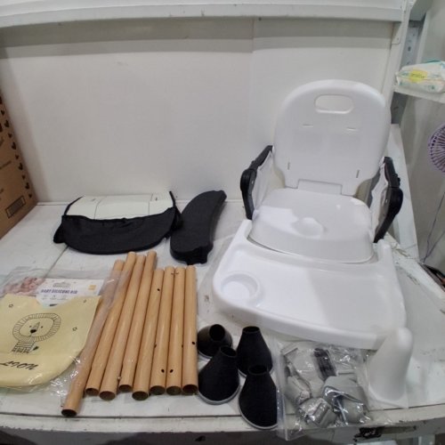 ZEBRATER PORTABLE BABY HIGH CHAIR WITH 2 BABY BIBS, 5-POINT HARNESS - WHITE/GREY (MODEL: HA-036S) image 2