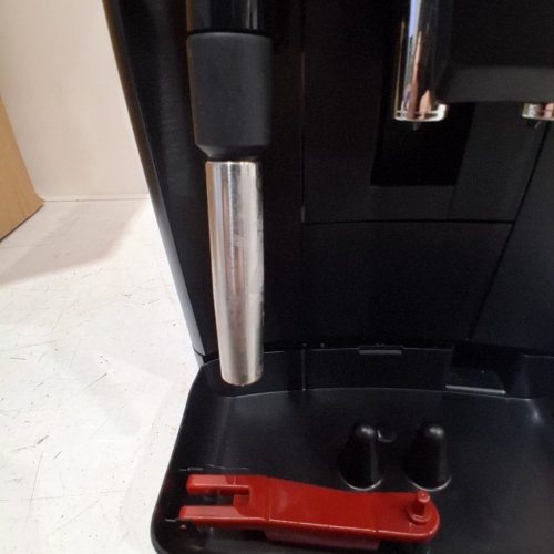PHILIPS 2200 SERIES FULLY AUTOMATIC ESPRESSO MACHINE CLASSIC MILK FROTHER - BLACK - (MODEL: EP2220/14) image 4