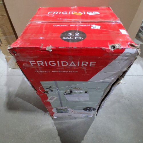 FRIGIDAIRE RETRO COMPACT REFRIGERATOR WITH SIDE BOTTLE OPENER - 3.2CU.FT - GREY image 10