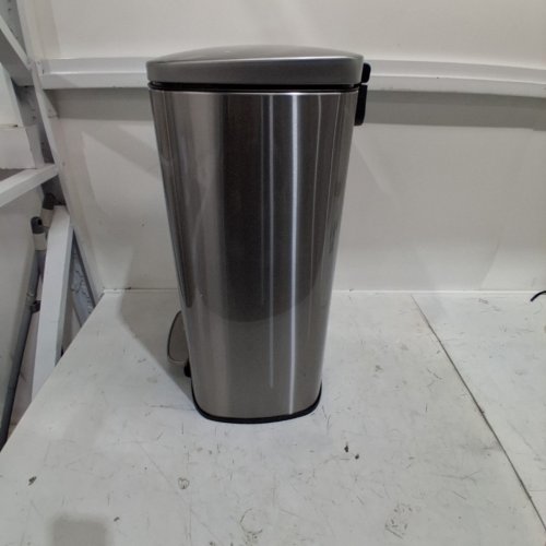 GARVEE STEP PEDAL BIN WITH LID - 13 GAL - STAINLESS STEEL (MODEL: PHK_32MWP754) image 4