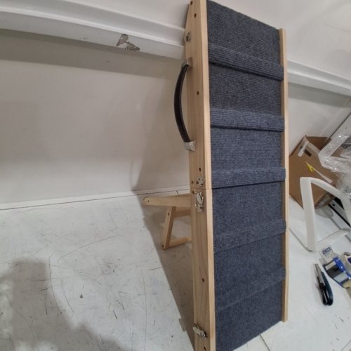 DRAKTHOS PORTABLE HEIGHT ADJUSTABLE SMALL DOG RAMP - 32" X 11.5" - BLUE AND NATURAL WOOD (MODEL: B0H1B35D9S) image 4