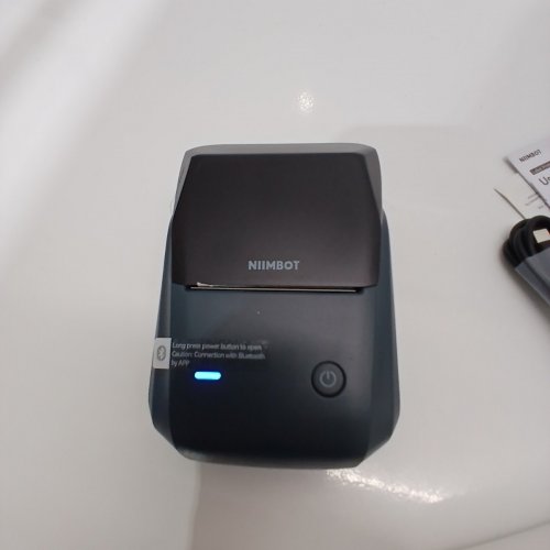 NIIMBOT LABEL MAKER WITH AUTO IDENTIFICATION - BLACK/BLUE (MODEL: B1) image 2