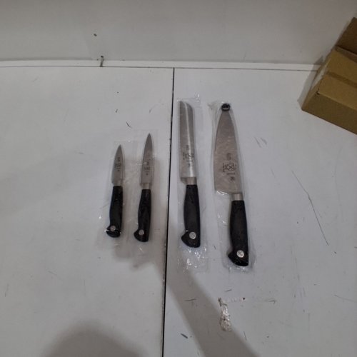 4PC MERCER GENESIS KNIFE SET - 8" BREAD KNIFE/ 3.5" FORGED PAIRING KNIFE/8" SHORT BOLSTER CHEF KNIFE/ 5" FORGED UTILITY KNIFE- BLACK / STAINLESS STEEL (MODEL: M20104) image 3
