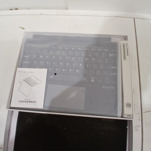 SYNCHRO PORTABLE SLIM WIRELESS KEYBOARD - FOR MICROSOFT SURFACE PRO 8/9/X/10/11 - BLACK/GREY image 2