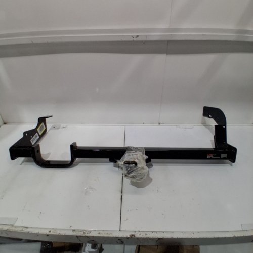 CURT CLASS 2 TRAILER RECIEVER HITCH - 3500 LBS MAX - (MODEL: 12270) image 2