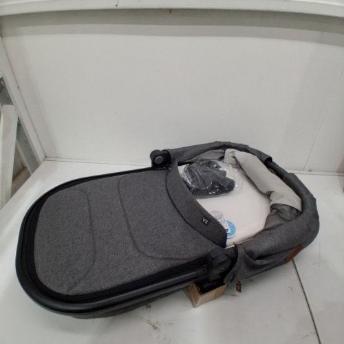UPPABABY BASSINET V3 - COMPATIBLE WITH VISTA, CRUZ, RIDGE STROLLERS - 20LBS MAX - GREYSON - (MODEL: 0903-BAS-NA-GRY) image 2