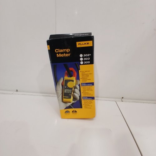 FLUKE 302+ CAT III DIGITAL CLAMP METER - BLACK/YELLOW/RED - (MODEL: 302+) image 4