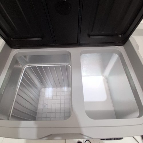 EUHOMY DUAL ZONE ELECTRIC PORTABLE COOLER - 12V/24V - 45L - BLACK/GREY (MODEL: ZBD-50D/CF024-50BL-CAEH) image 4