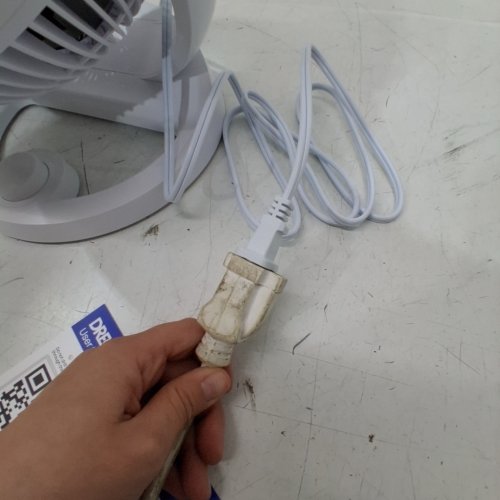 DREO PORTABLE TABLE TOP AIR CIRCULATOR FAN - 9" ROUND - 70FT TONG FLOW - 28DB LOW NOISE - 3 SPEED - 120° ADJUSTABLE TILT - WHITE (MODEL: DR-HAF002) image 2
