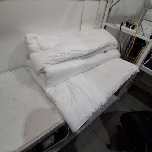 MELLOW MARSHMELLOW COMFORTER - QUEEN - WHITE image 3
