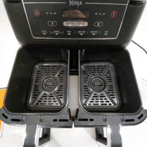 NINJA FOODI 6-IN-1 DUALZONE XL AIR FRYER, 2 INDEPENDENT BASKETS - 10QT./XL - BLACK (MODEL: DZ302C) image 4