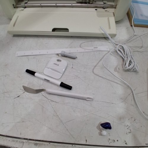 CRICUT EXPLORE 5 CUTTING MACHINE - BEIGE (MODEL: CXPL204C) image 4