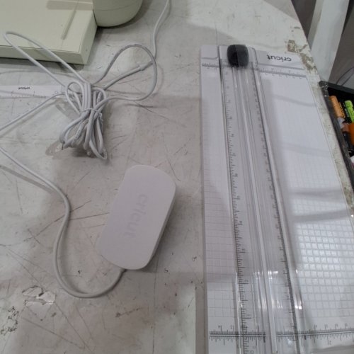 CRICUT EXPLORE 5 CUTTING MACHINE - BEIGE (MODEL: CXPL204C) image 6