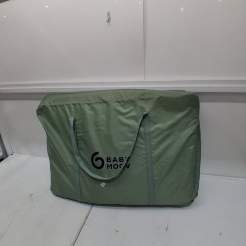 BABYMOOV MOOV AND COMFY 3-IN-1 LIGHTWEIGHT TRAVEL CRIB, BABY PLAY YARD, AND INFANT BASSINET - 32.7" X 47.6" X 28" - GREEN/GREY image 4