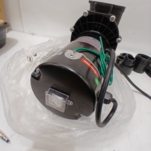 TOGARHOW 2.0 HP SELF PRIMMING POOL PUMP DUAL VOLTAGE WITH STRAINER BASKET - 8000GPH 1500W 115-230V 60HZ - BLACK (MODEL: ‎HBP1500II) image 2