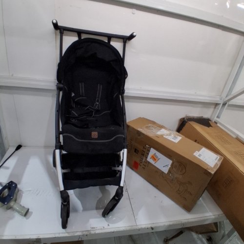 GB POCKIT+ ALL-CITY AIRPLANE CARRY-ON COMPLIANT STROLLER - 2-IN-1 - VELVET BLACK (MODEL: 619000533) image 2
