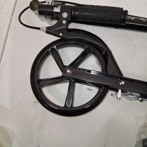 ADJUSTABLE FOLDABLE SCOOTER WITH HAND BRAKE FOR TEENS AND ADULTS - 8" WHEELS - BLACK (MODEL: KS001) image 3