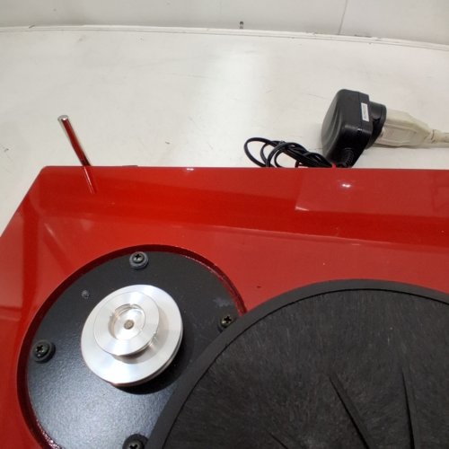 PRO-JECT DEBUT CARBON EVO - AUDIOPHILE TURNTABLE WITH CARBON FIBER TONEARM - ELECTRONIC SPEED SELECTION WITH PRE MOUNTED ORTOFON PHONO CARTRIDGE - RED (MODEL: 096106) image 2
