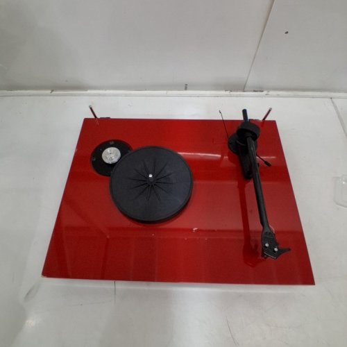 PRO-JECT DEBUT CARBON EVO - AUDIOPHILE TURNTABLE WITH CARBON FIBER TONEARM - ELECTRONIC SPEED SELECTION WITH PRE MOUNTED ORTOFON PHONO CARTRIDGE - RED (MODEL: 096106) image 4