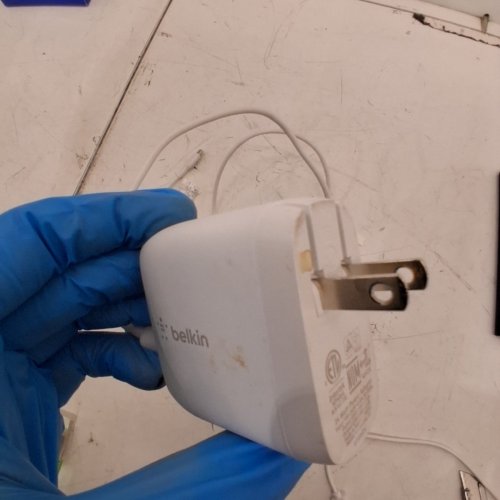 BELKIN BOOSTCHARGE 24W WALL CHARGER AND USB TO TYPE C CORD- WHITE image 4