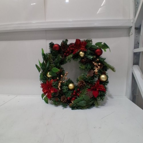 BATTERY POWERED CHRISTMAS WREATH image 3