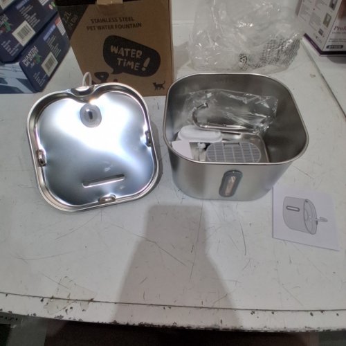 STAINLESS STEEL PET WATER FOUNTAIN - 2.2L - SILVER image 3