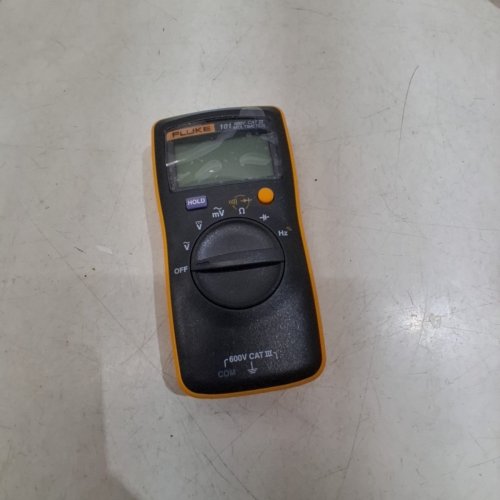 FLUKE CAT III CURRENT HANDHELD DIGITAL MULTIMETER - 600V AC/DC (MODEL: 107) image 4