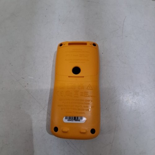 FLUKE CAT III CURRENT HANDHELD DIGITAL MULTIMETER - 600V AC/DC (MODEL: 107) image 5