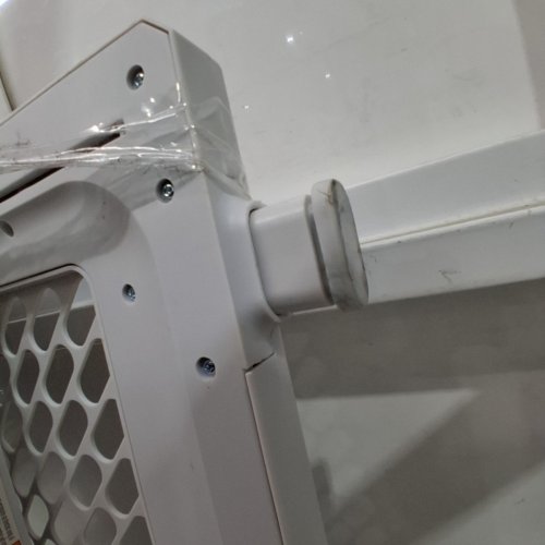 SAFETY 1ST LIFT, LOCK & SWING DUAL-MODE GATE - 28"-42" X 26" - WHITE/GREY (MODEL: GA048CWHOF1) image 3