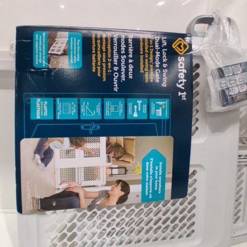 SAFETY 1ST LIFT, LOCK & SWING DUAL-MODE GATE - 28"-42" X 26" - WHITE/GREY (MODEL: GA048CWHOF1) image 6