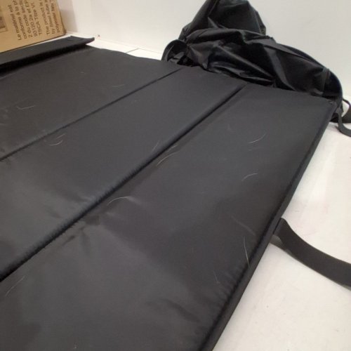 DREAM ON ME PORTABLE PLAY YARD NEST WITH CARRY BAG - BLACK/WHITE (MODEL: ‎436-BLK) image 3