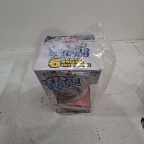 SPIN MASTER GAMES BEAT THE PARENTS LET'S ROLL ELECTRONIC GAME - 2-6 PLAYERS AGES 5+ image 4
