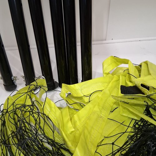 VEVOR OUTDOOR PORTABLE VOLLEYBALL NET SYSTEM, ADJUSTABLE HEIGHT STEEL POLES WITH PVC VOLLEYBALL, PUMP, CARRYING BAG - 32FT X 8FT - YELLOW/BLACK (MODEL:JH-201) image 3