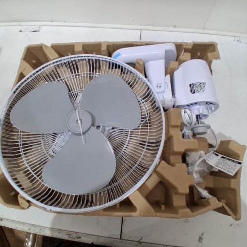 BLACK+DECKER WALL FAN WITH 3 SPEED TILT - 16" - WHITE (MODEL: BFWL16R) image 3