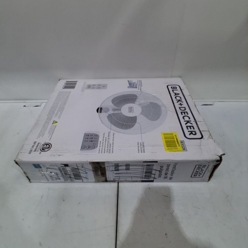 BLACK+DECKER WALL FAN WITH 3 SPEED TILT - 16" - WHITE (MODEL: BFWL16R) image 6