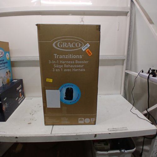 GRACO TRANZITIONS 3-IN-1 HARNESS BOOSTER SEAT - 22-100LBS - PROOF BLACK (MODEL: 2035724) image 6