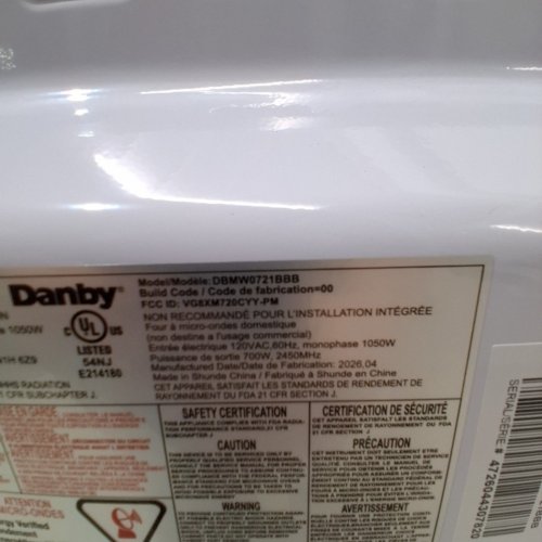 DANBY COUNTERTOP MICROWAVE - 0.7 CU.FT - 7000W - BLACK (MODEL: DBMW0721BBB) image 6